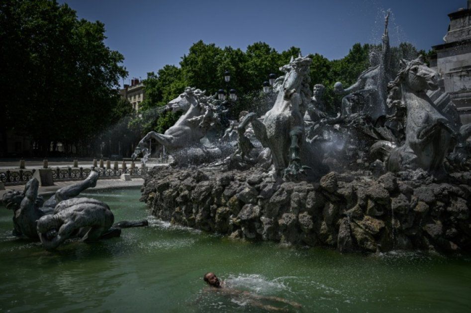 Canicule en France : climatiseurs en forte demande, un débat s'ouvre
