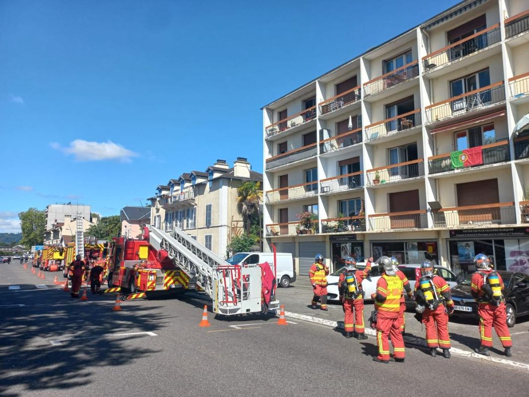 Une dramaticité à Pau : incendie dans un immeuble entraîne évacuations et panique