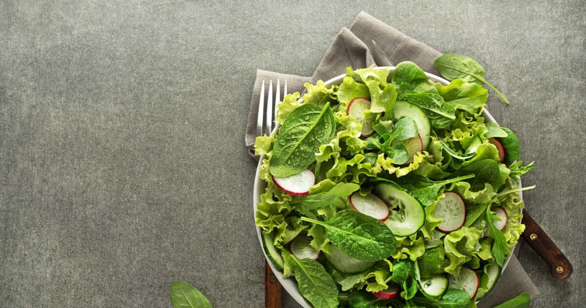 Green goddess salad : la recette irremplaçable pour un été frais et gourmand