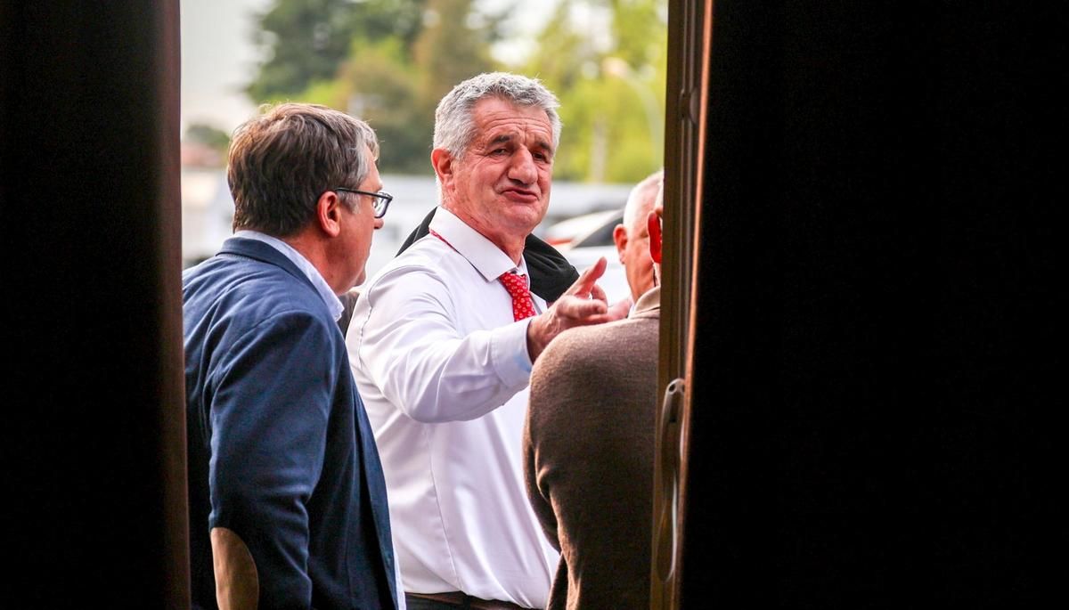 Jean Lassalle lance une cagnotte pour sa candidature à la présidentielle 2027