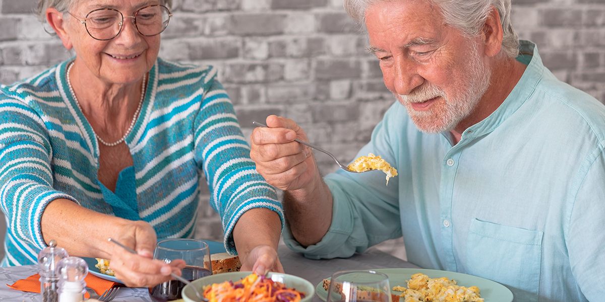 Comprendre la perte d'appétit chez les seniors : enjeux et solutions