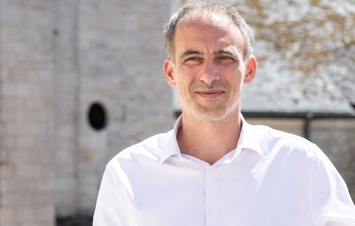 Présidentielle 2027 : Raphaël Glucksmann face au PS, vers une candidature révélatrice ?